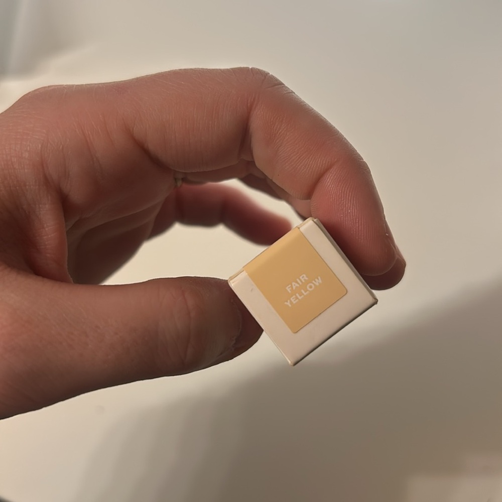 Brand New in Box - Jaclyn Cosmetics Perfecting Concealer - Fair Yellow ⭐️☀️ - Picture 2 of 2